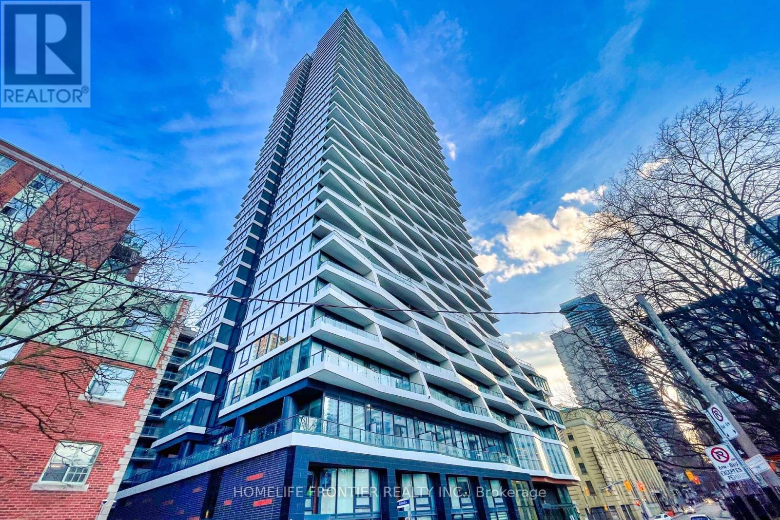 3910 - 85 Wood Street, Toronto, Ontario  M4Y 0E8 - Photo 2 - C12729758