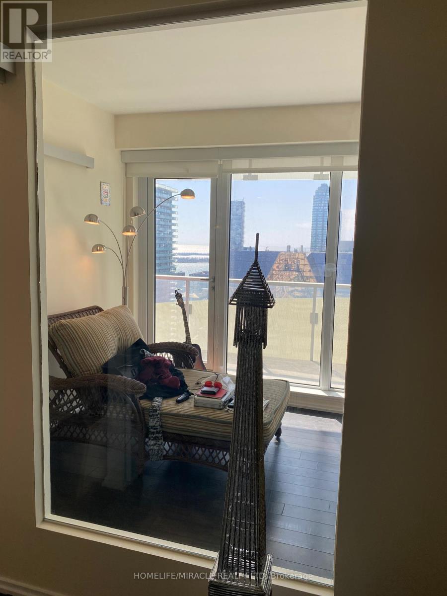 3409 - 197 Yonge Street, Toronto, Ontario  M5B 1M4 - Photo 19 - C12729760