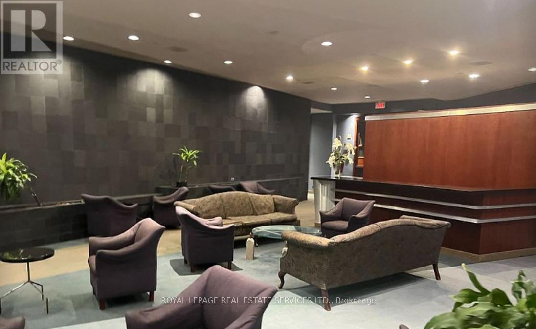 811 - 38 Elm Street, Toronto, Ontario  M5G 2K5 - Photo 2 - C12729788