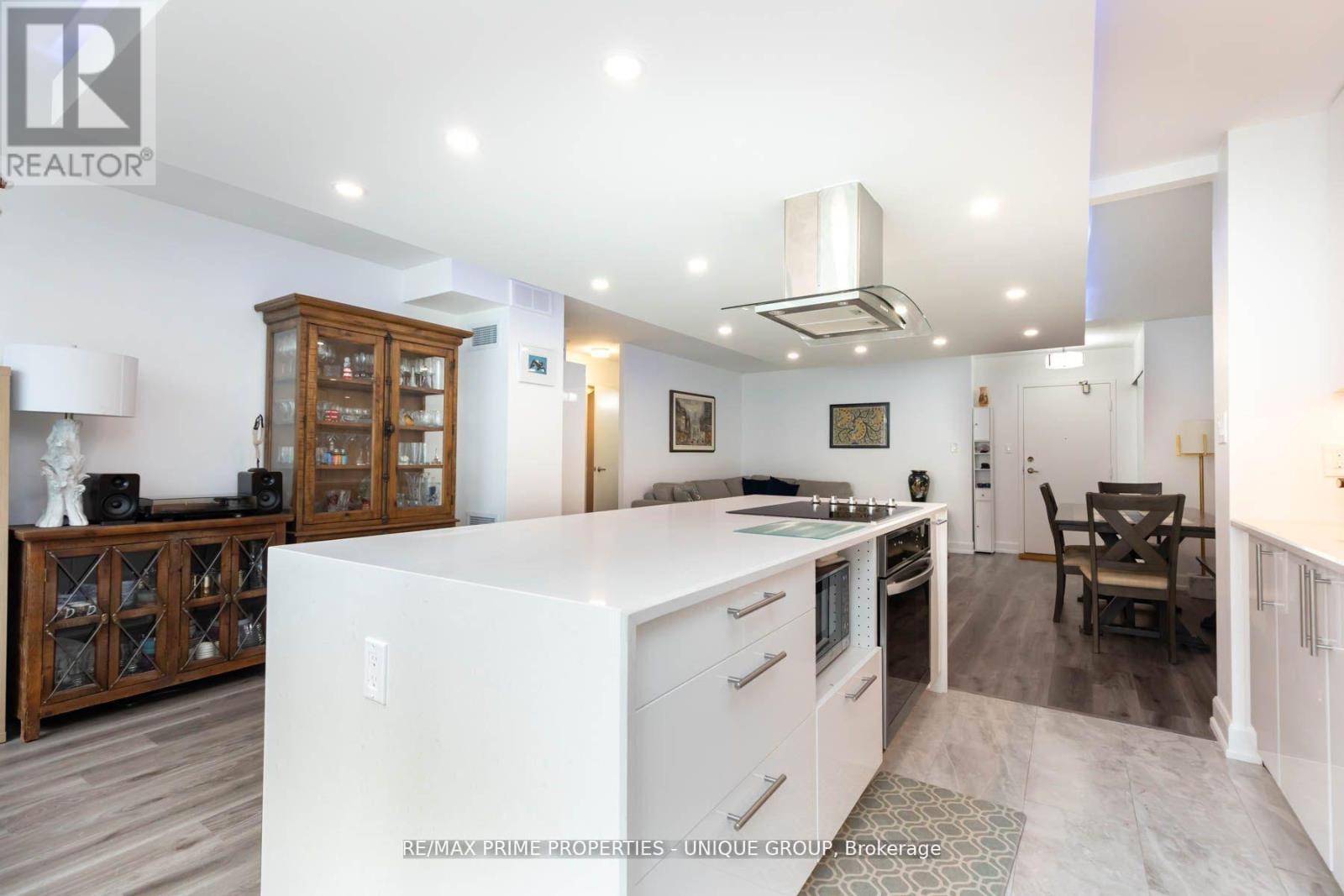 903 - 633 Bay Street, Toronto, Ontario  M5G 2G4 - Photo 6 - C12729800