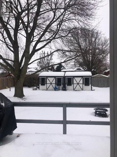 1020 Braeside Street, Woodstock, Ontario  N4S 4T4 - Photo 3 - X12725980