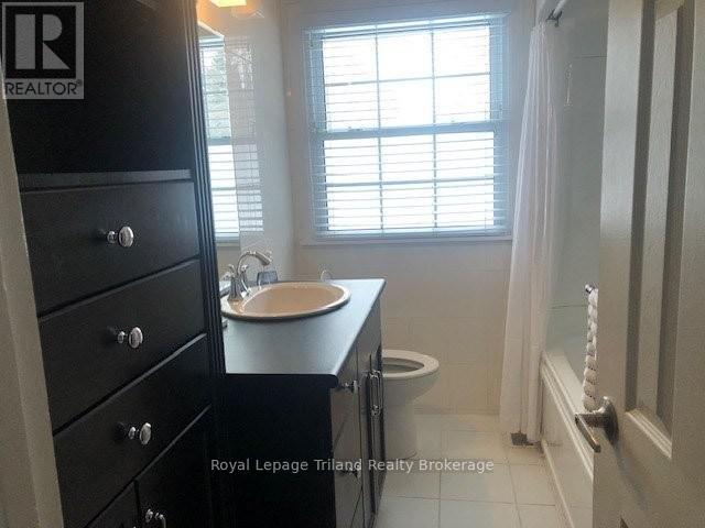 1020 Braeside Street, Woodstock, Ontario  N4S 4T4 - Photo 5 - X12725980