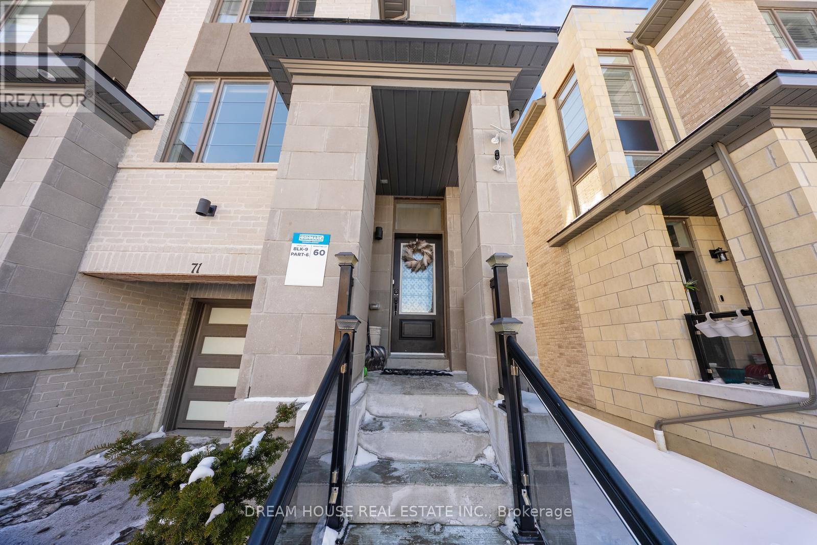 108 - 71 Donald Fleming Way, Whitby, Ontario  L1R 0N8 - Photo 3 - E12729676