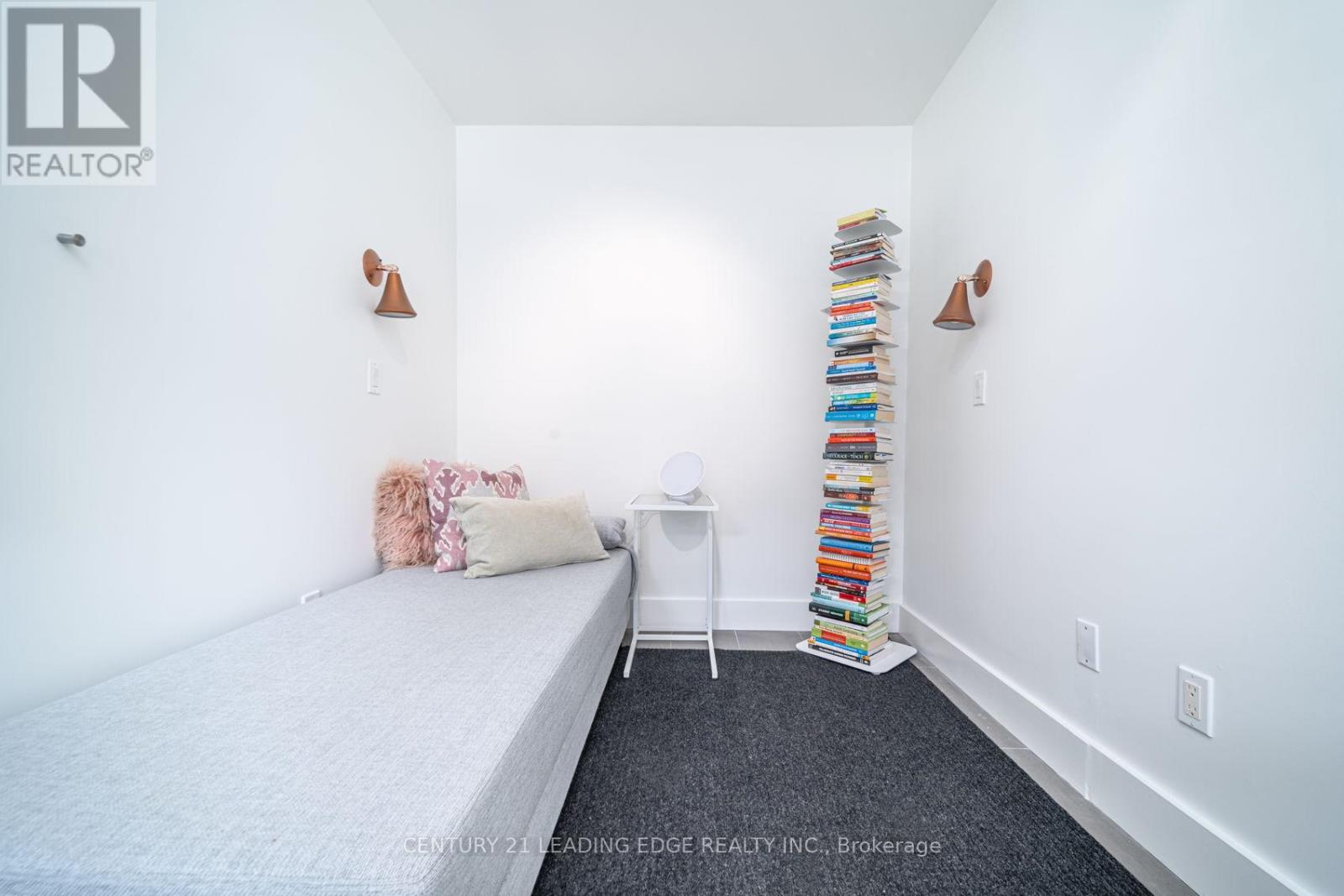 8 Glen Robert Drive, Toronto, Ontario  M4B 1J5 - Photo 22 - E12729806