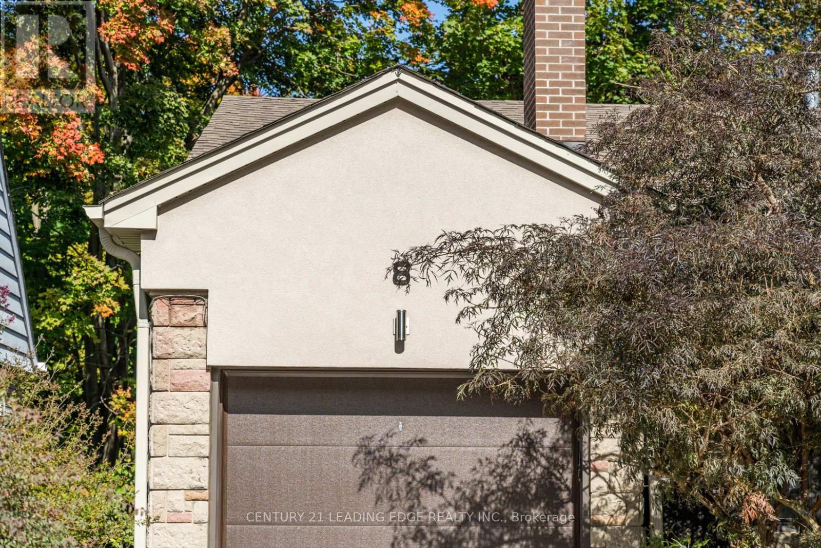 8 Glen Robert Drive, Toronto, Ontario  M4B 1J5 - Photo 24 - E12729806