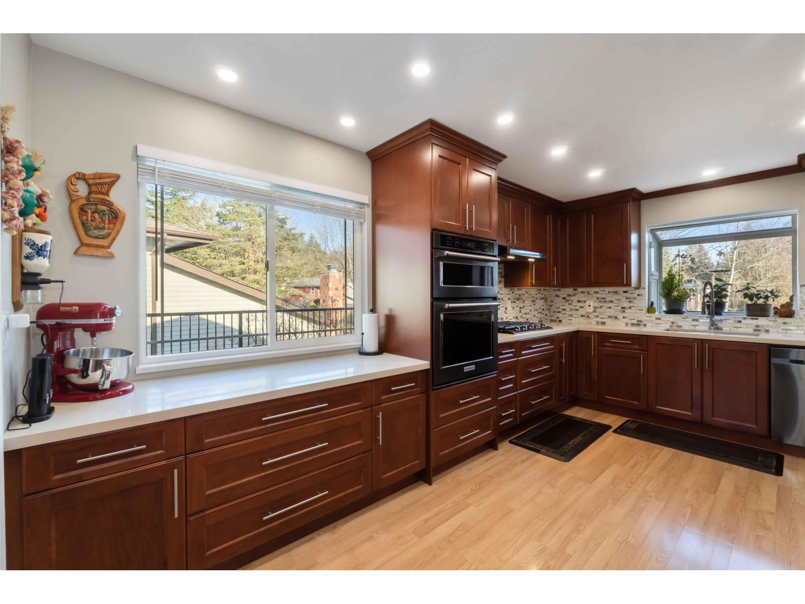 9113 145a Street, Surrey, British Columbia  V3R 7L6 - Photo 13 - R3082996