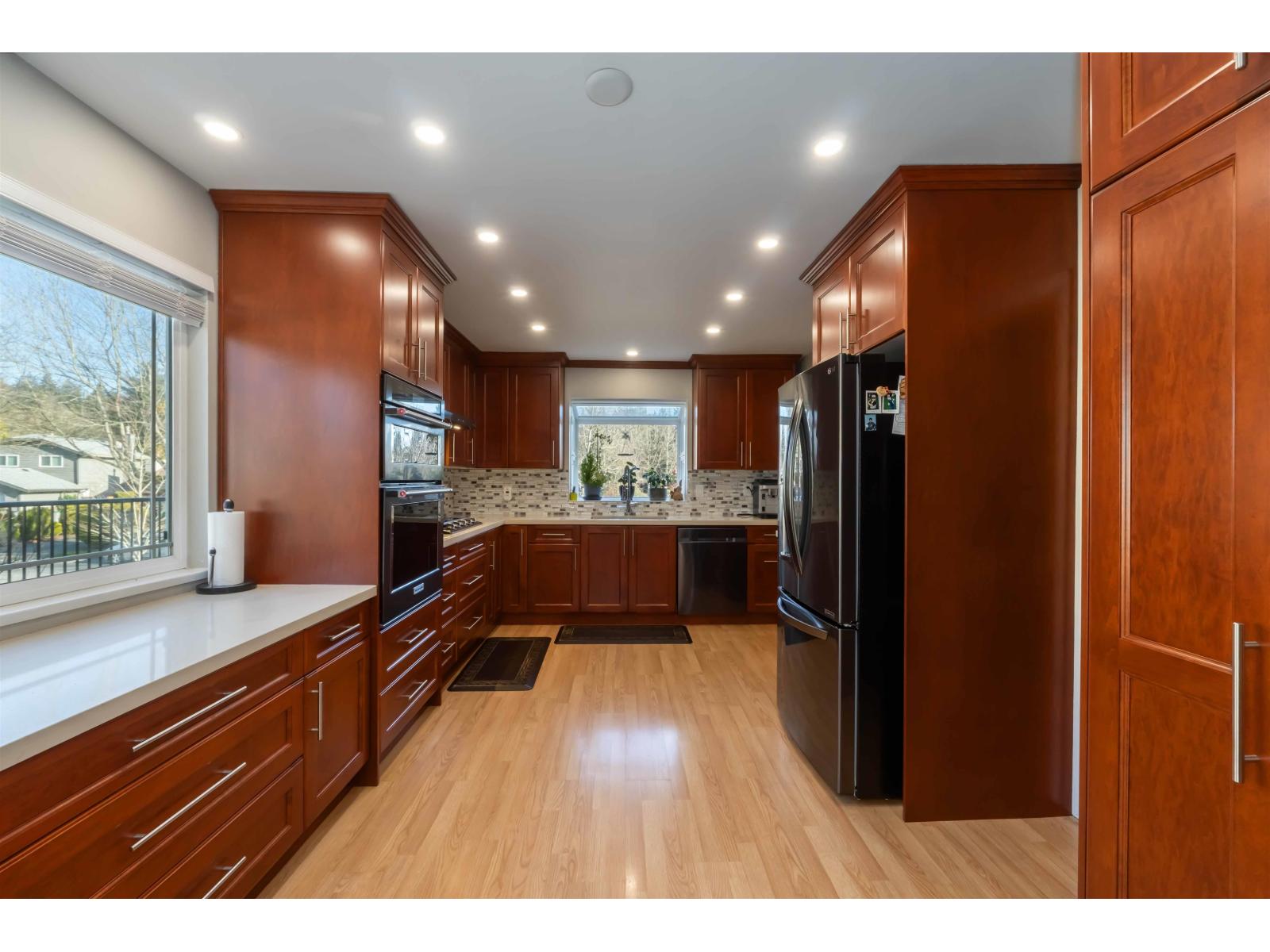 9113 145a Street, Surrey, British Columbia  V3R 7L6 - Photo 14 - R3082996