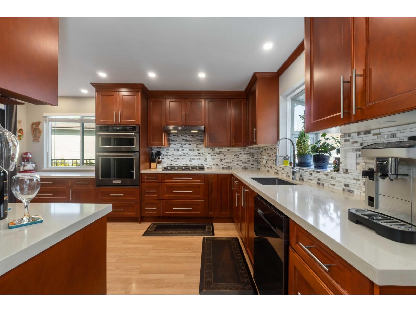 9113 145a Street, Surrey, British Columbia  V3R 7L6 - Photo 15 - R3082996