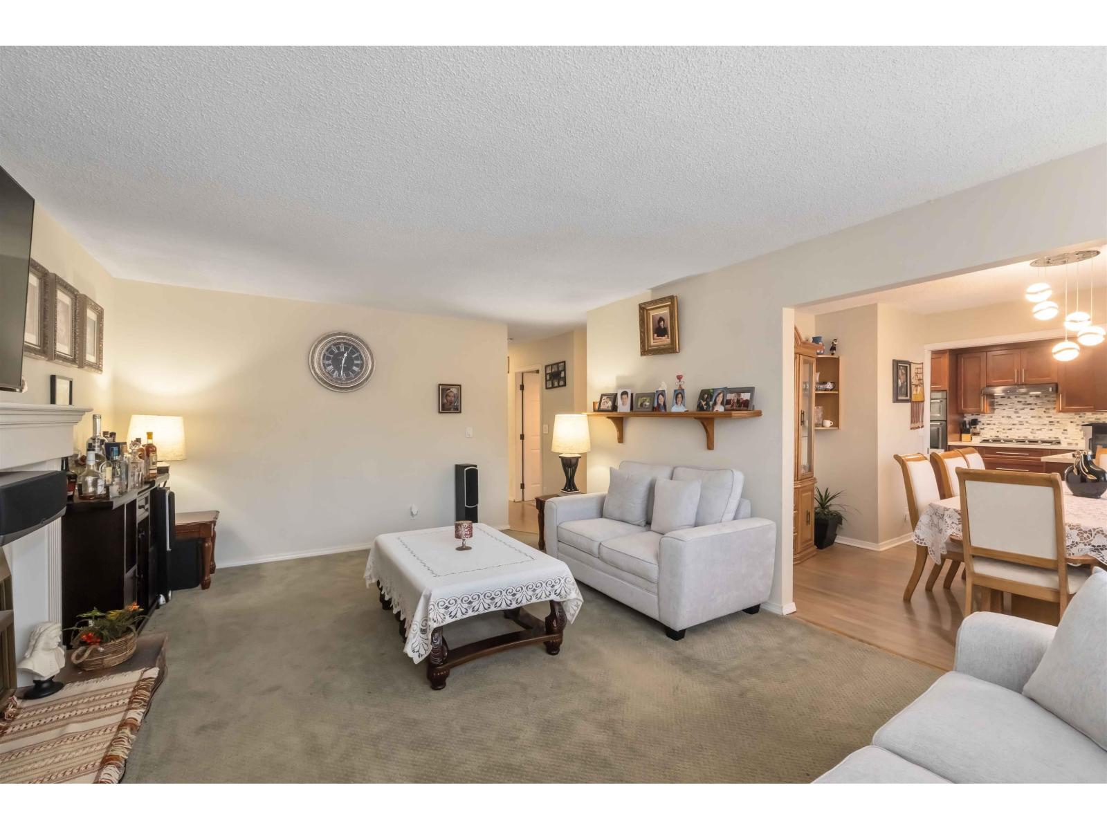 9113 145a Street, Surrey, British Columbia  V3R 7L6 - Photo 6 - R3082996