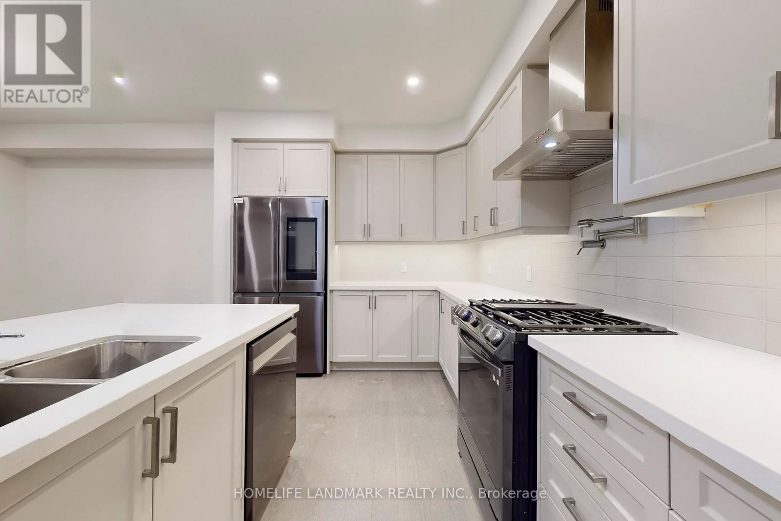 97 Guardhouse Crescent, Markham, Ontario  L6C 3J9 - Photo 14 - N12729668