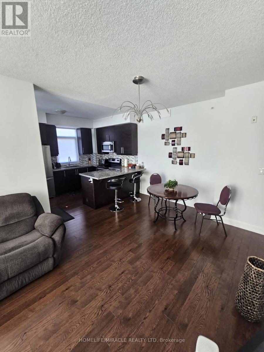 603 - 24 Woodstream Boulevard, Vaughan, Ontario  L4L 8C4 - Photo 2 - N12729692