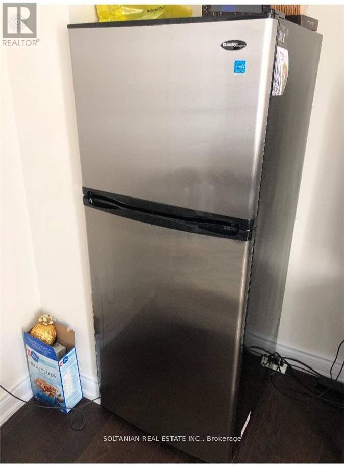 106 Puccini Drive, Richmond Hill, Ontario  L4E 2Z2 - Photo 2 - N12729696