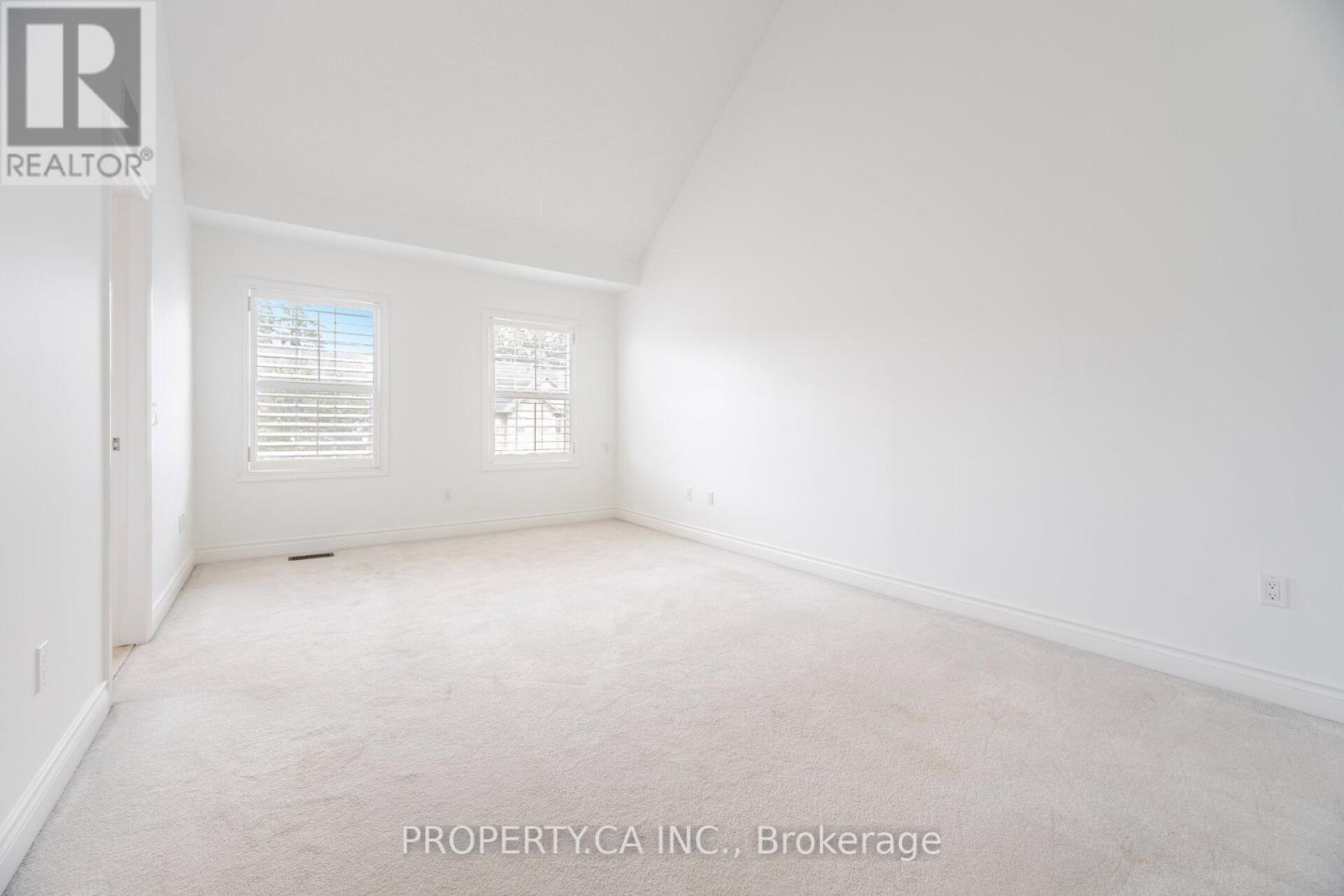 25 - 8038 Yonge Street, Vaughan, Ontario  L4J 1W3 - Photo 21 - N12729702