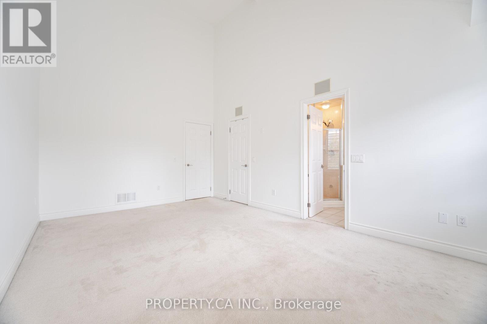 25 - 8038 Yonge Street, Vaughan, Ontario  L4J 1W3 - Photo 24 - N12729702