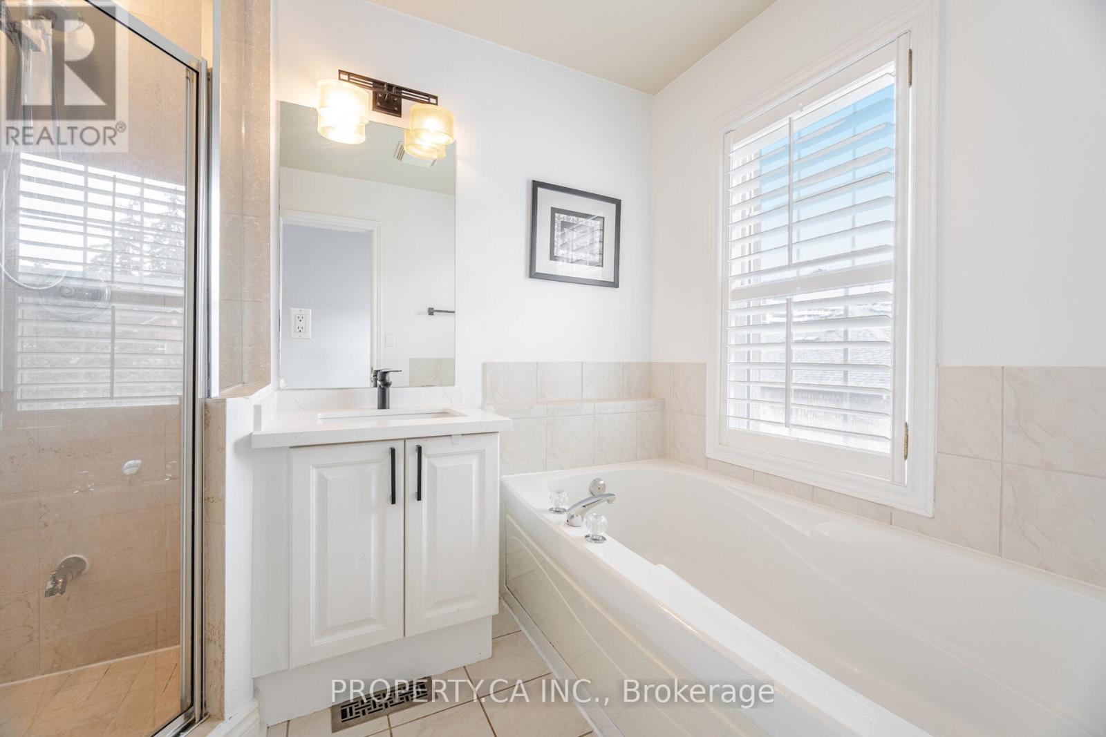 25 - 8038 Yonge Street, Vaughan, Ontario  L4J 1W3 - Photo 25 - N12729702