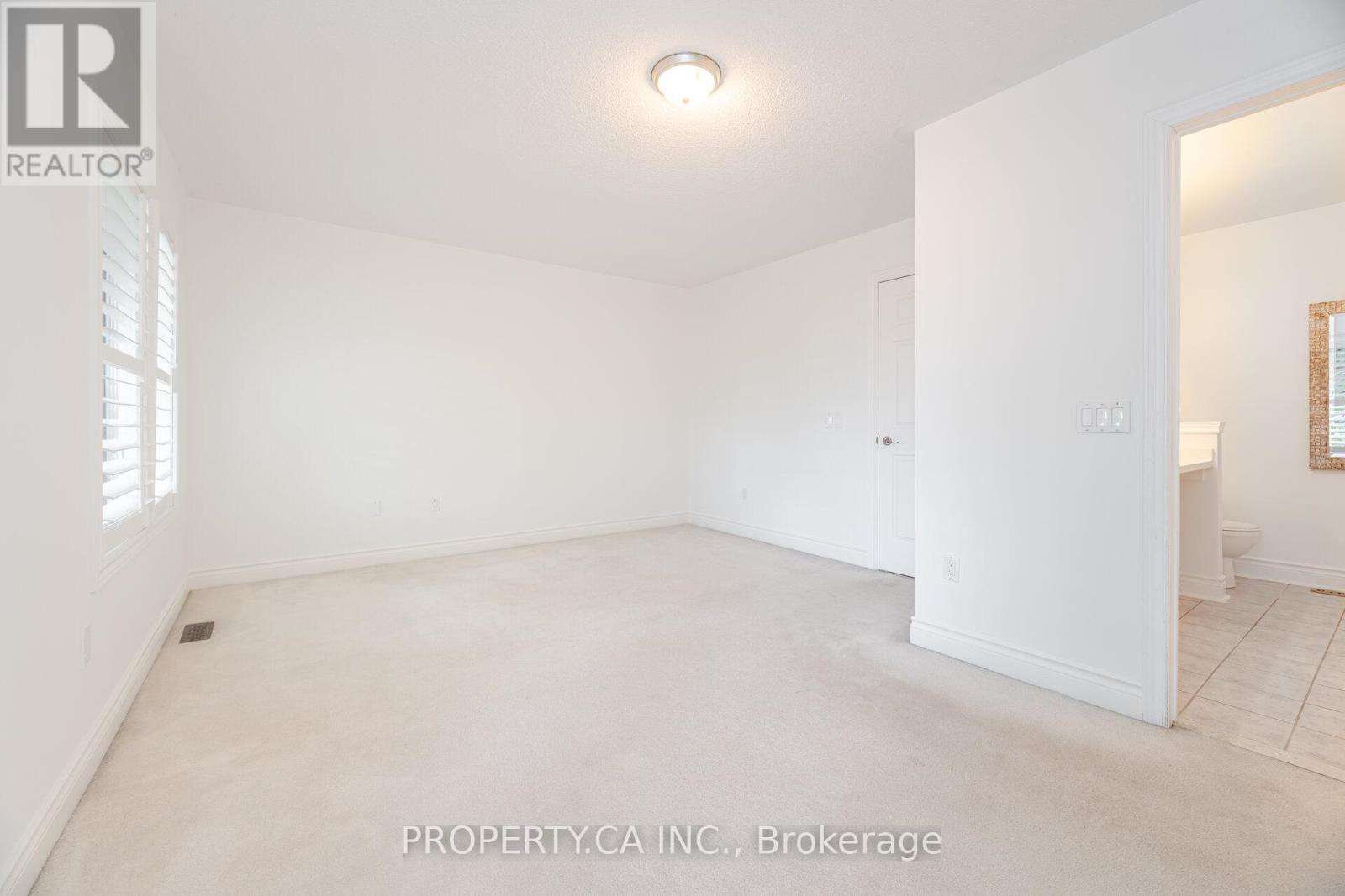 25 - 8038 Yonge Street, Vaughan, Ontario  L4J 1W3 - Photo 30 - N12729702