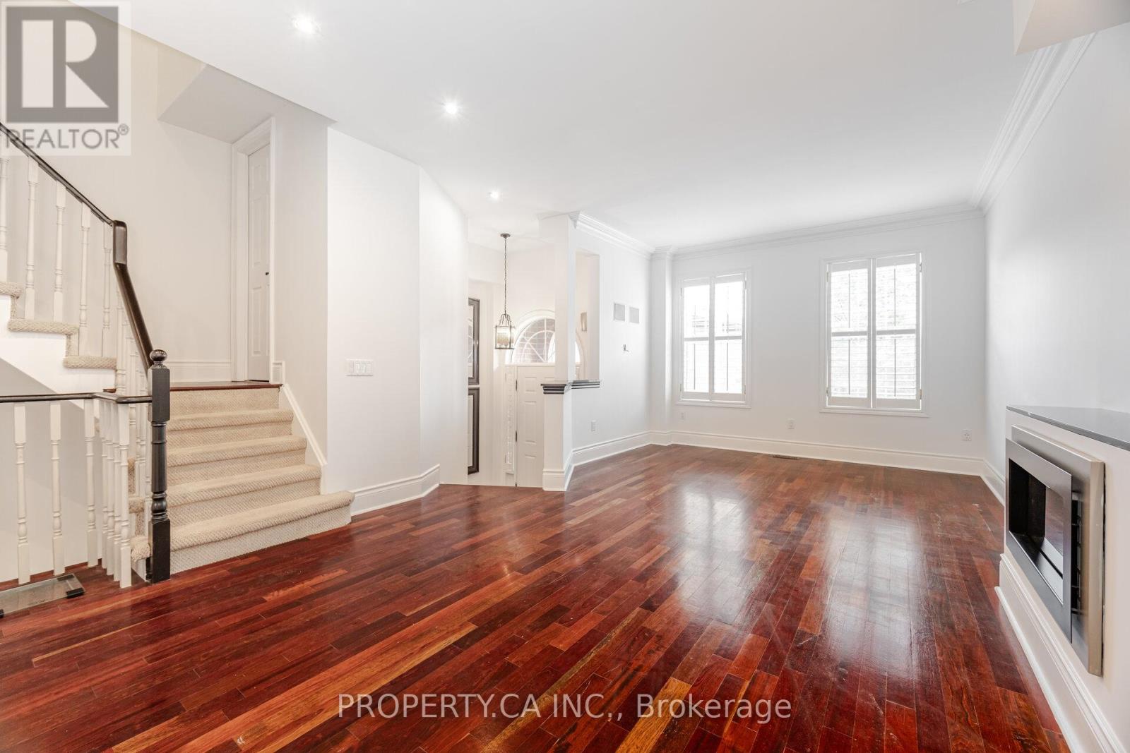 25 - 8038 Yonge Street, Vaughan, Ontario  L4J 1W3 - Photo 9 - N12729702