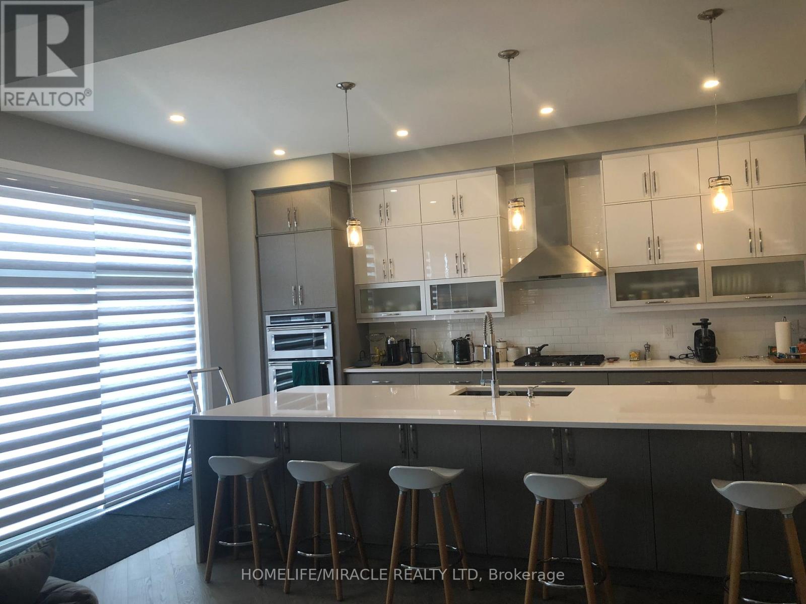 39 John Henry Street, Vaughan, Ontario  L4H 4W2 - Photo 3 - N12729734