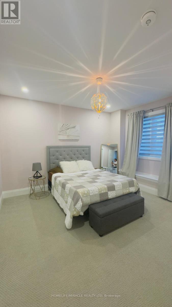 39 John Henry Street, Vaughan, Ontario  L4H 4W2 - Photo 9 - N12729734