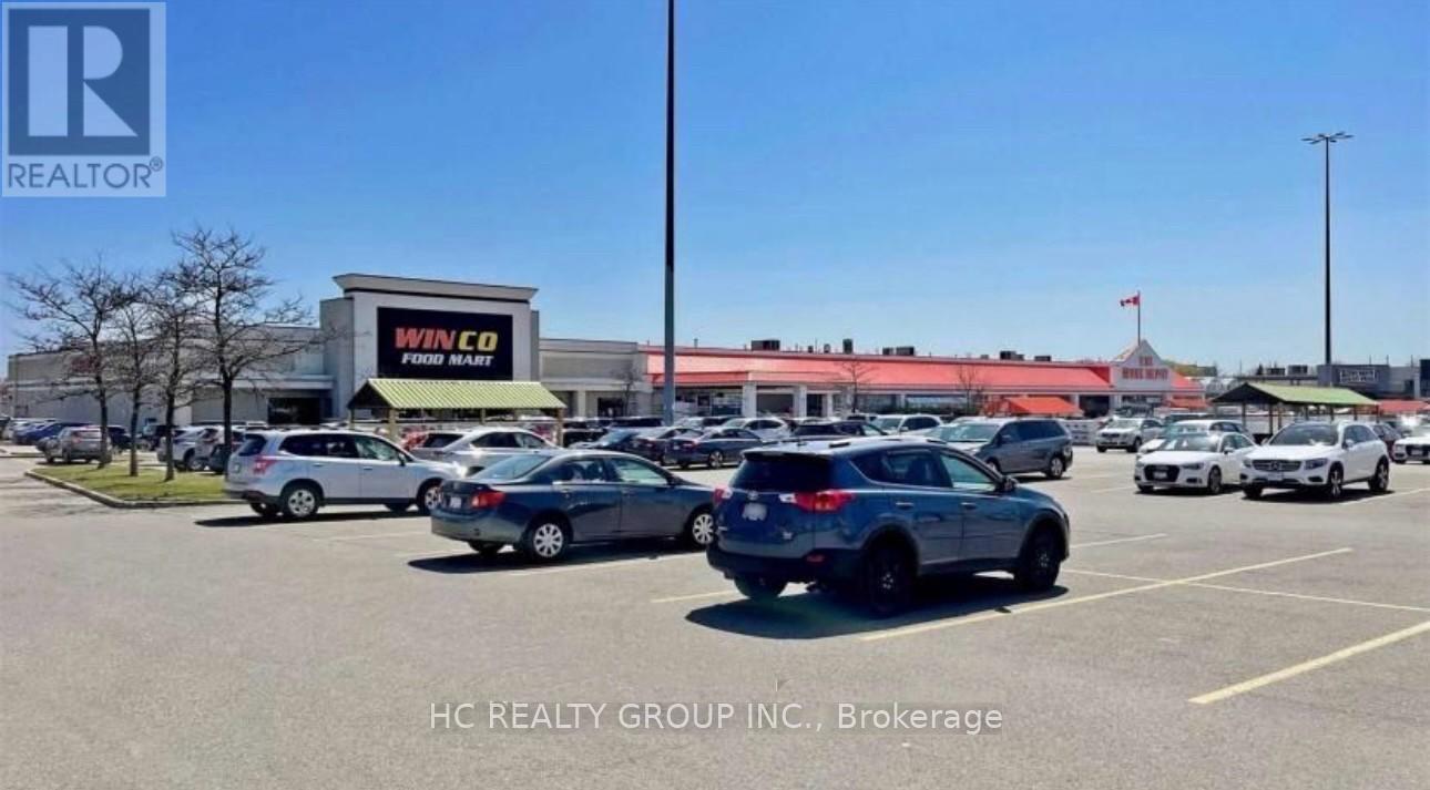 19 - 290 Yorktech Drive, Markham, Ontario  L6G 0A7 - Photo 6 - N12729754