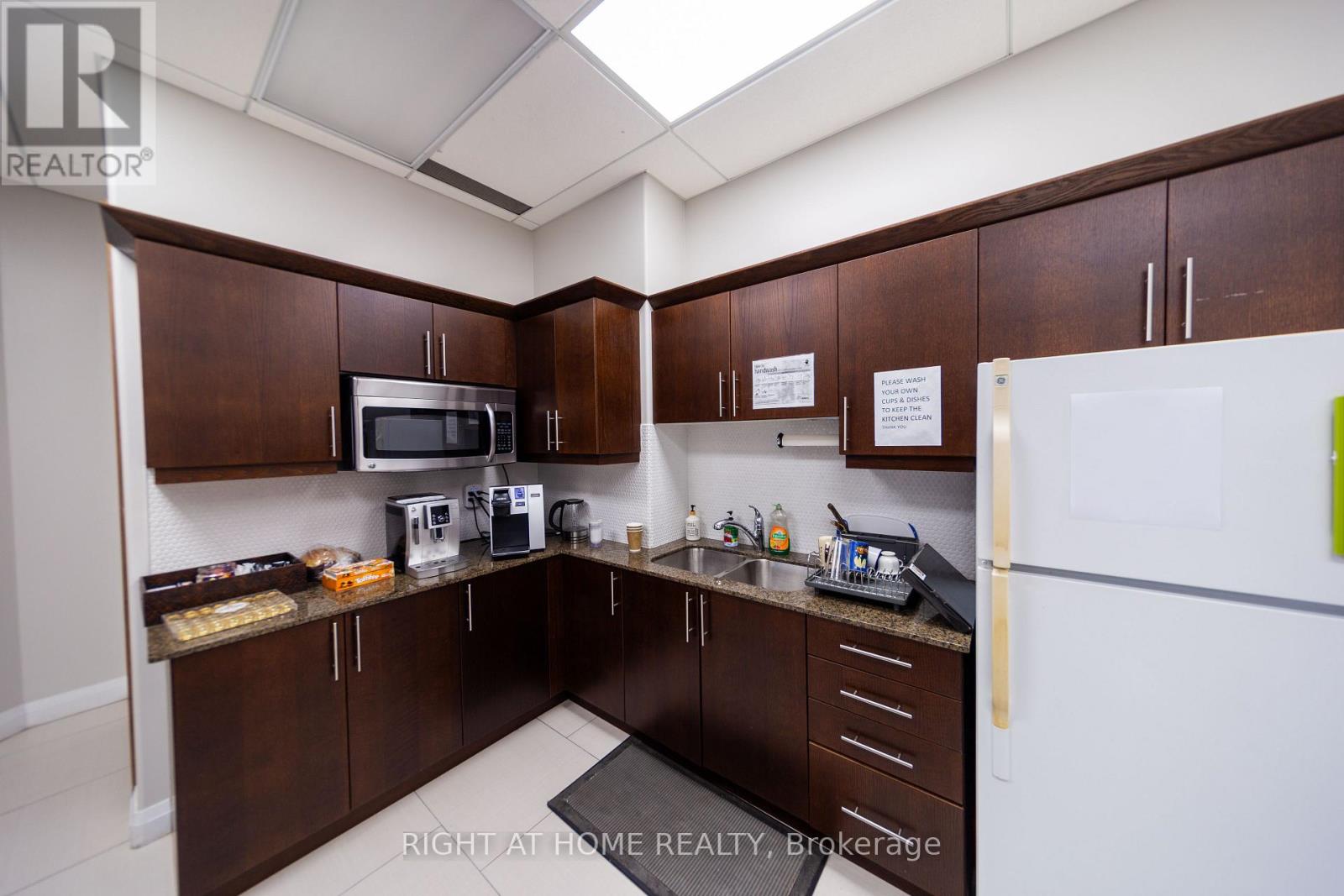 14 - 636 Edward Avenue, Richmond Hill, Ontario  L4C 0V4 - Photo 34 - N12729804