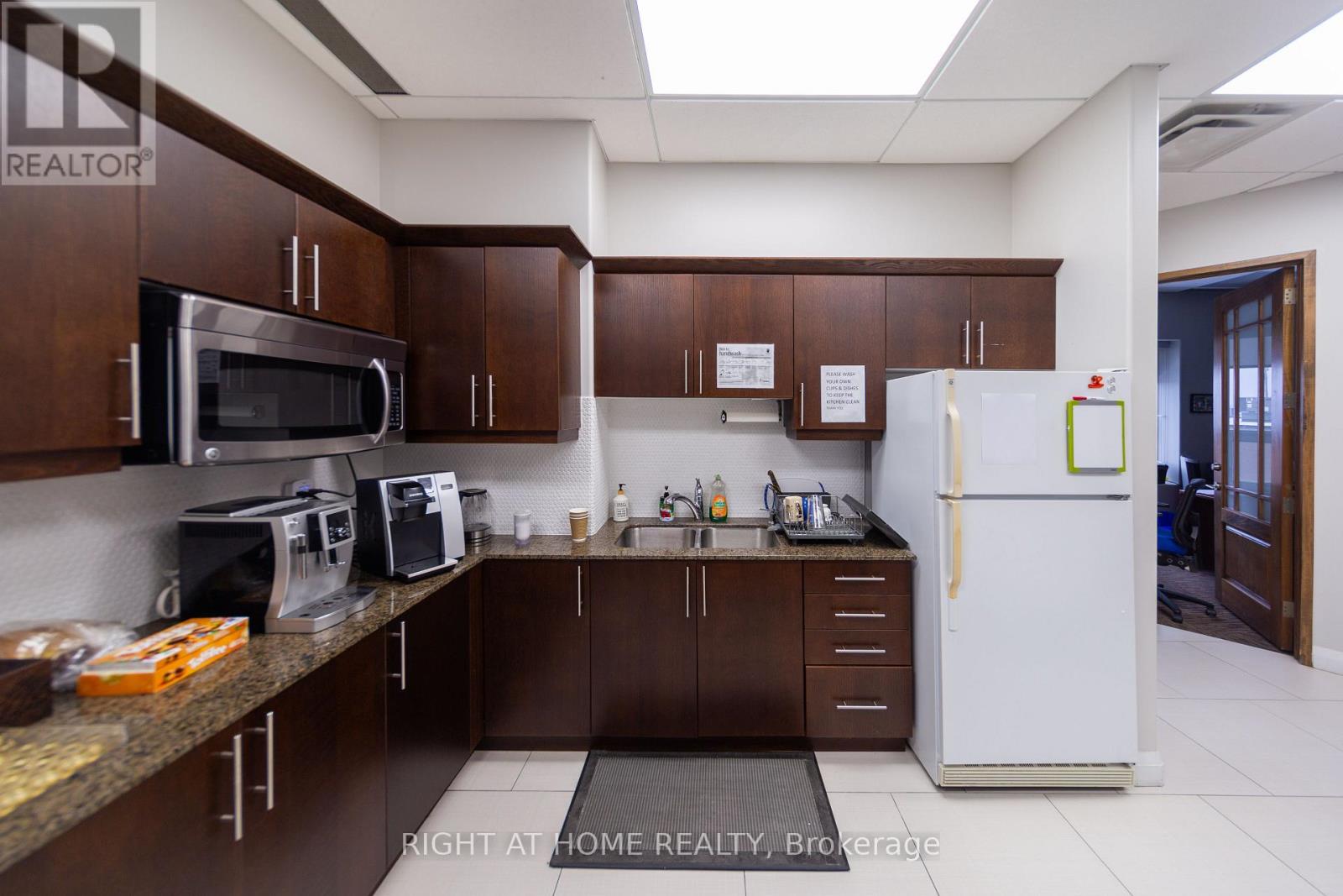 14 - 636 Edward Avenue, Richmond Hill, Ontario  L4C 0V4 - Photo 35 - N12729804