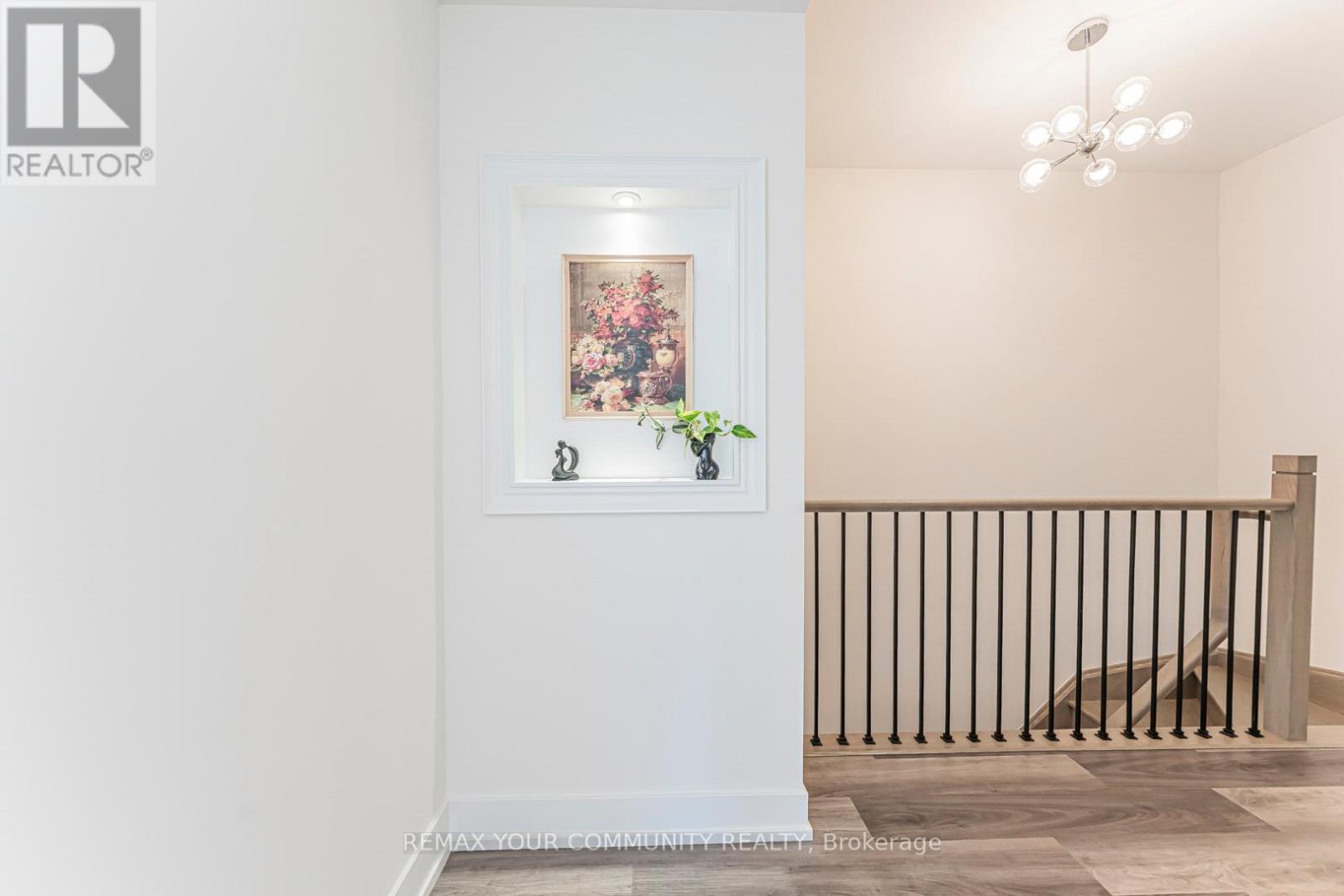 18 - 6 Sayers Lane, Richmond Hill, Ontario  L4E 1J8 - Photo 11 - N12729880