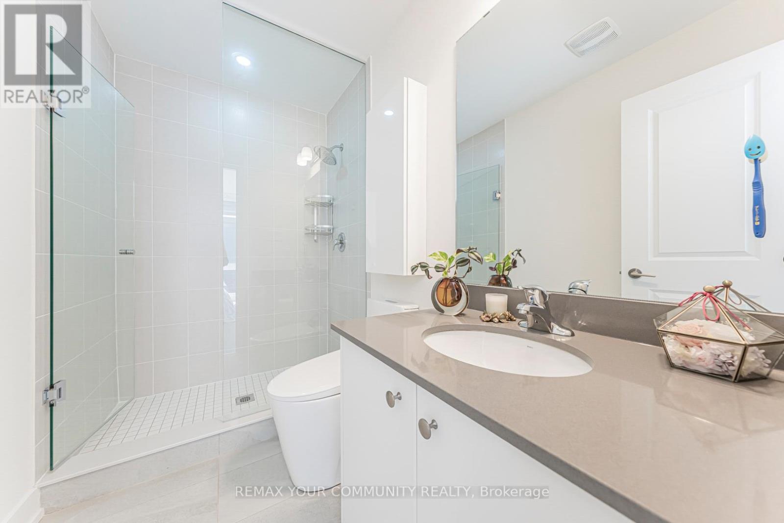 18 - 6 Sayers Lane, Richmond Hill, Ontario  L4E 1J8 - Photo 14 - N12729880