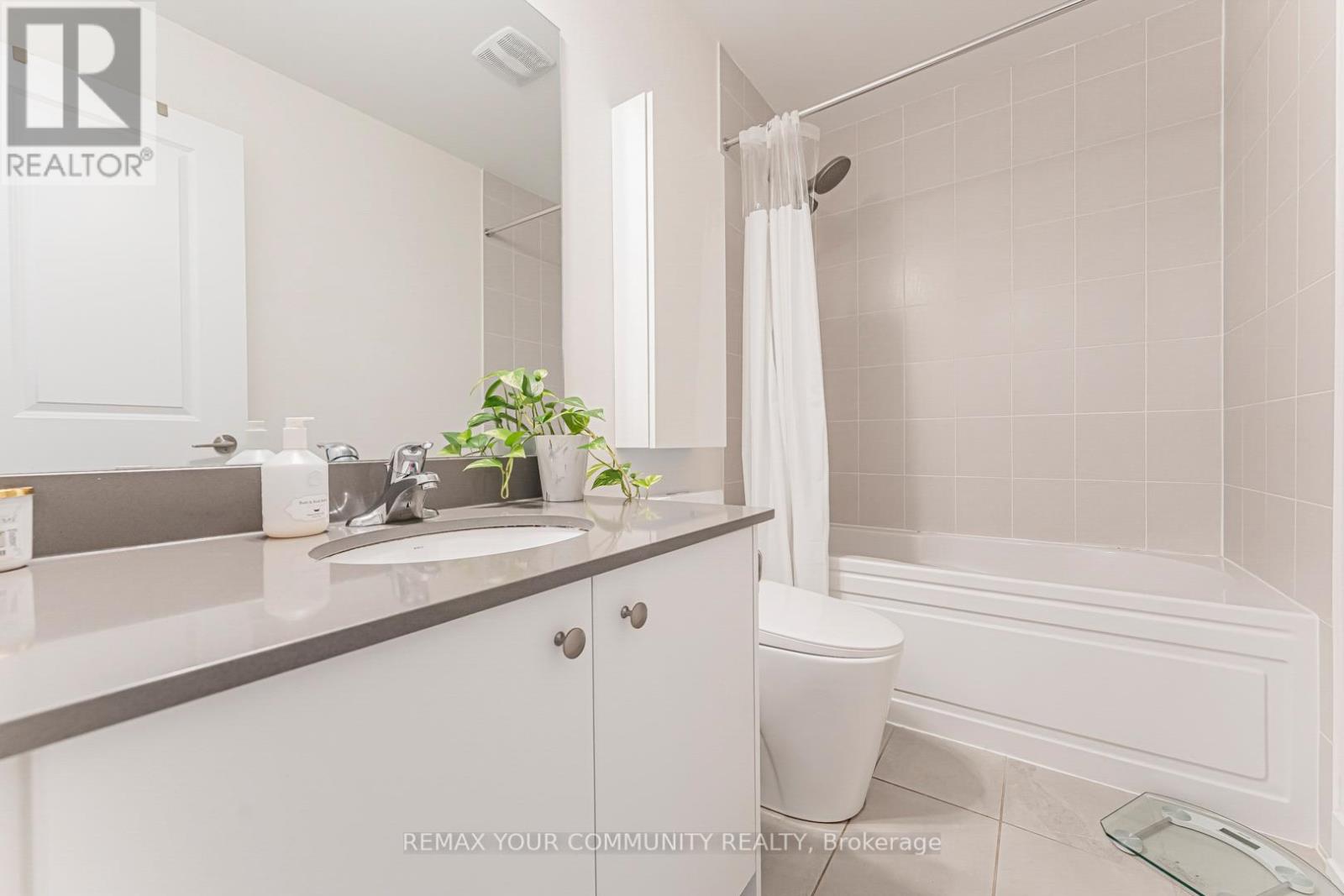 18 - 6 Sayers Lane, Richmond Hill, Ontario  L4E 1J8 - Photo 16 - N12729880