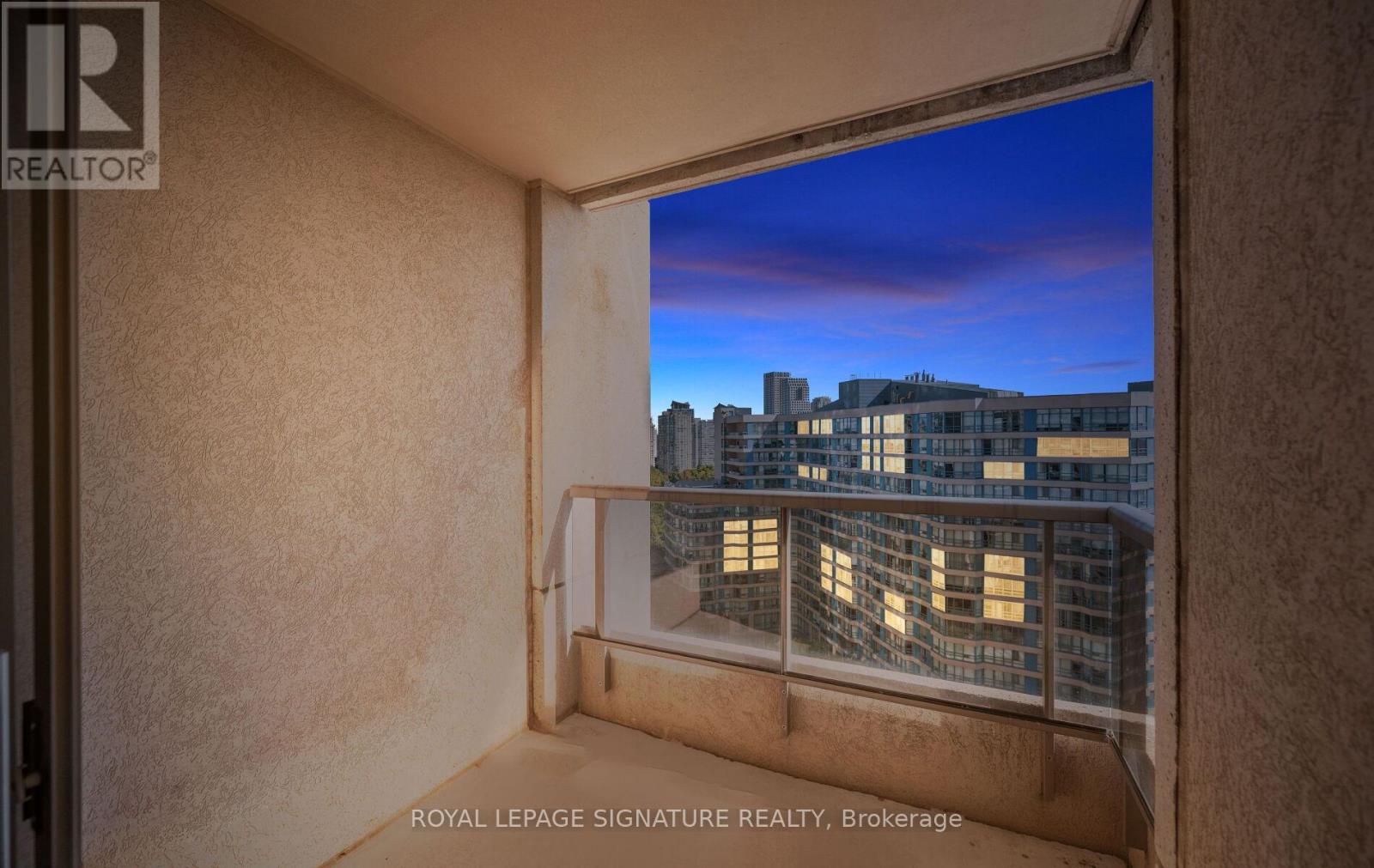 1508 - 3880 Duke Of York Boulevard, Mississauga, Ontario  L5B 4M7 - Photo 26 - W12452055