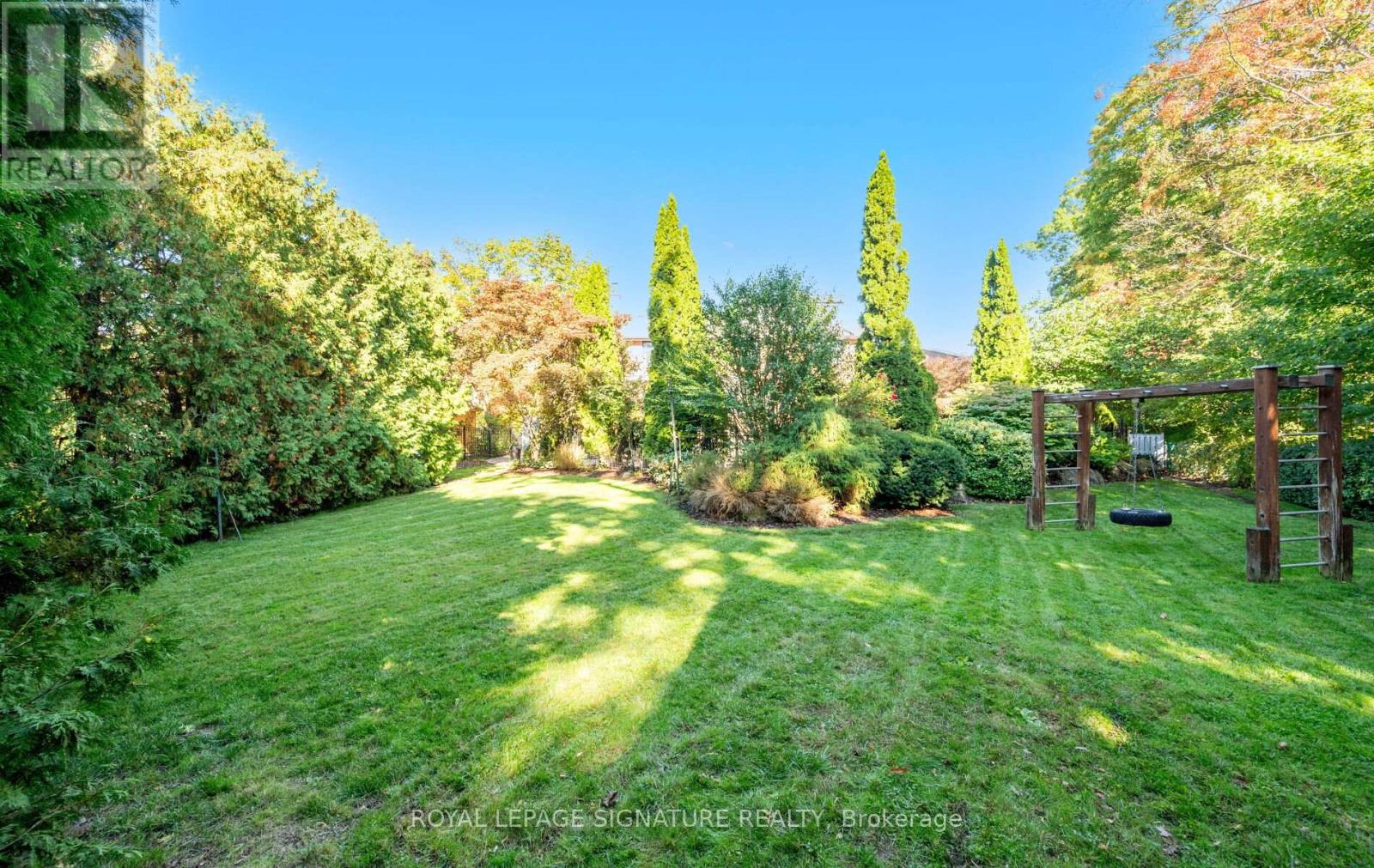 1189 Ostler Court, Mississauga, Ontario  L5C 3G5 - Photo 46 - W12590486