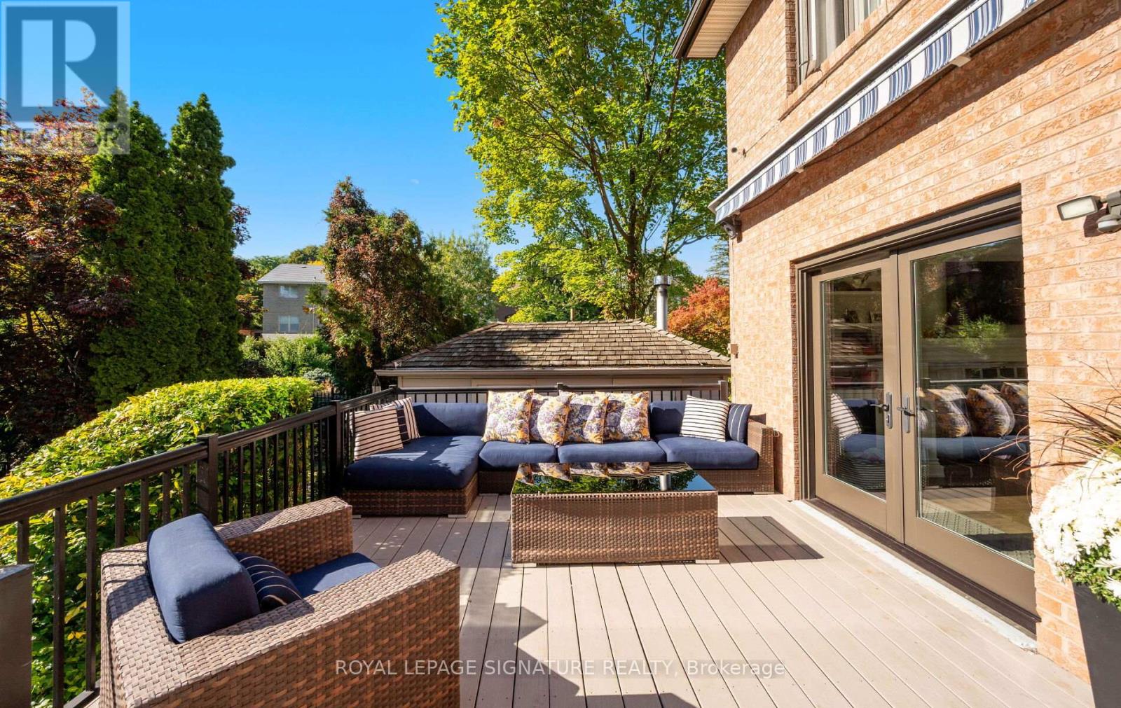 1189 Ostler Court, Mississauga, Ontario  L5C 3G5 - Photo 39 - W12590486