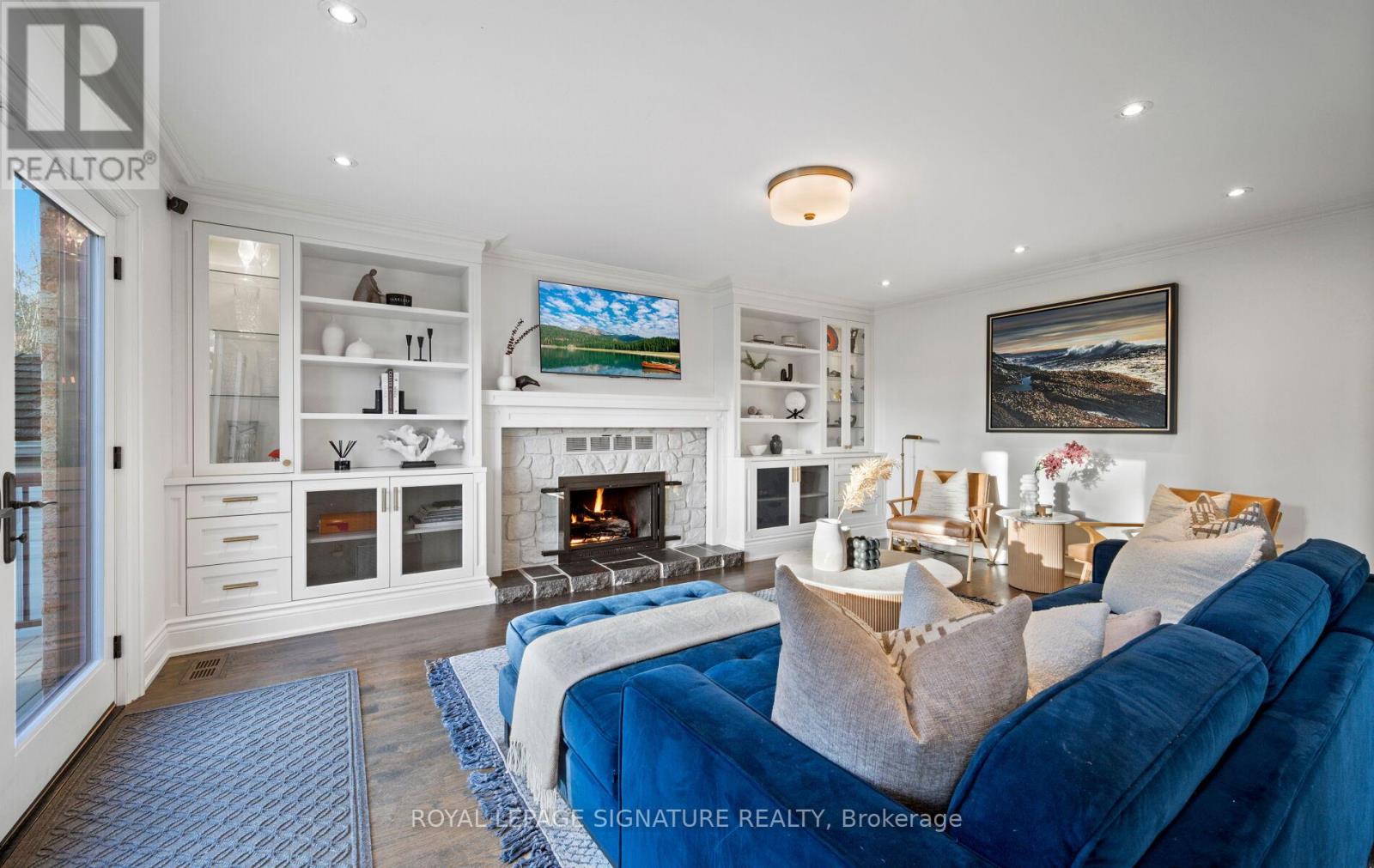 1189 Ostler Court, Mississauga, Ontario  L5C 3G5 - Photo 11 - W12590486