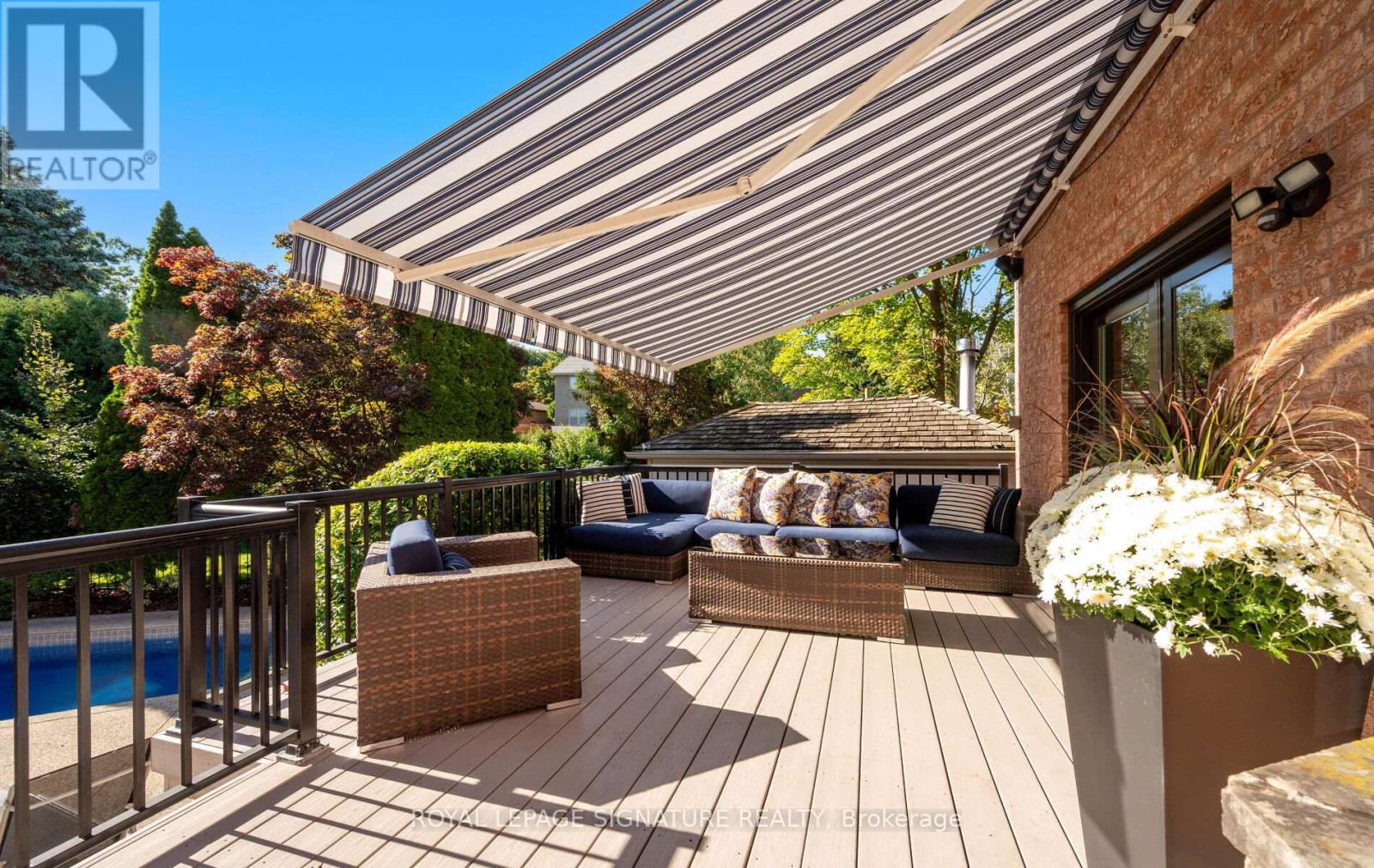 1189 Ostler Court, Mississauga, Ontario  L5C 3G5 - Photo 40 - W12590486