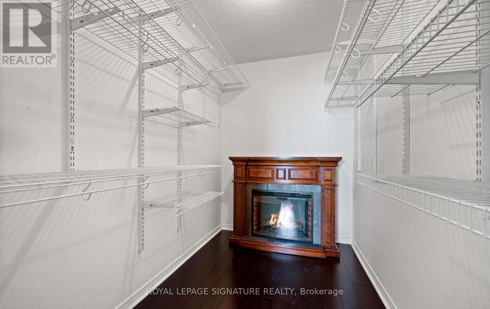 1501 - 2565 Erin Centre Boulevard, Mississauga, Ontario  L5M 6Z8 - Photo 32 - W12460801