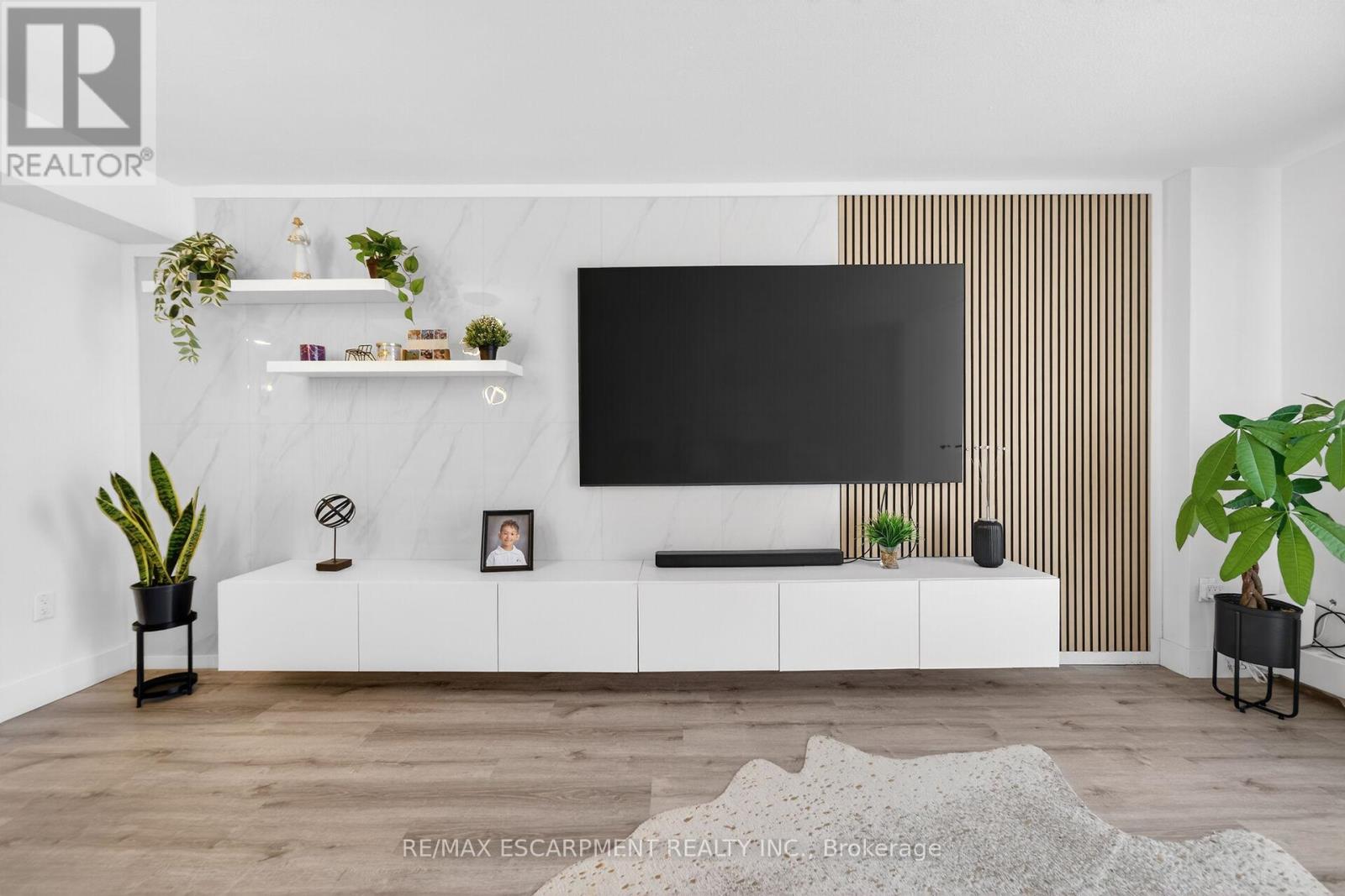 324 - 350 Quigley Road, Hamilton, Ontario L8K 5N2 - Photo 6 - X12729236