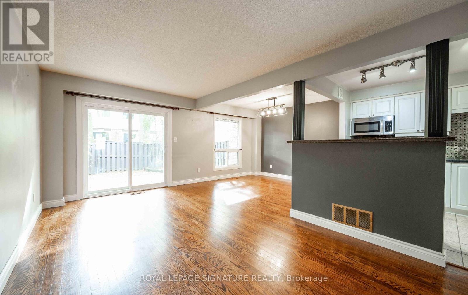 24 - 481 Pitfield Road, Milton, Ontario  L9T 3J5 - Photo 8 - W12684678