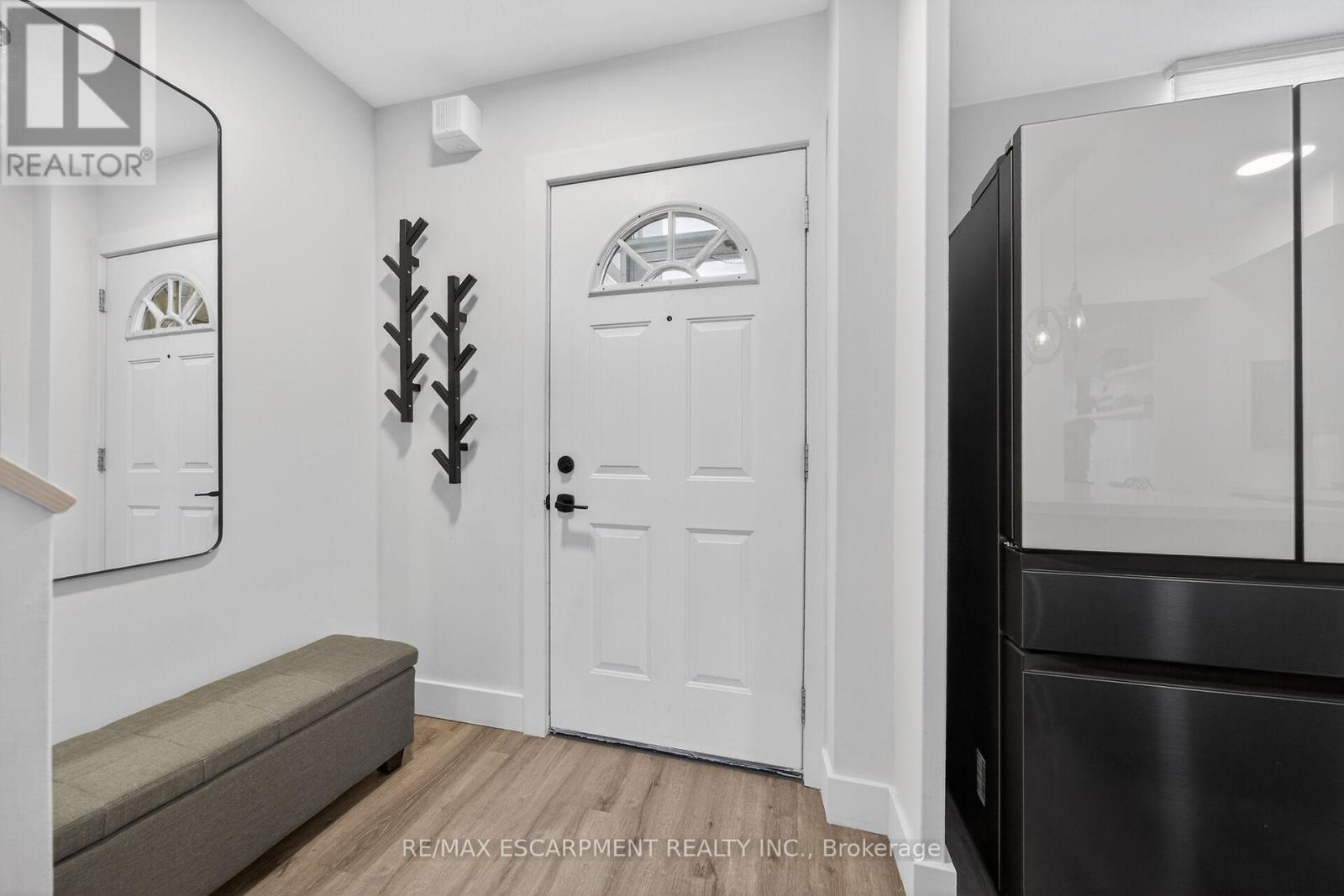 324 - 350 Quigley Road, Hamilton, Ontario L8K 5N2 - Photo 11 - X12729236