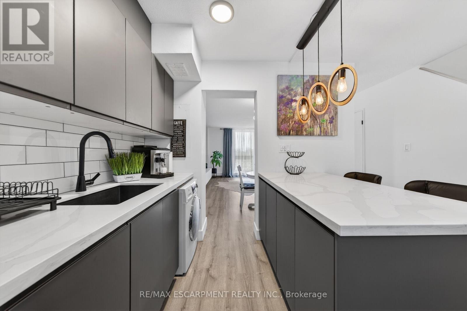 324 - 350 Quigley Road, Hamilton, Ontario L8K 5N2 - Photo 4 - X12729236