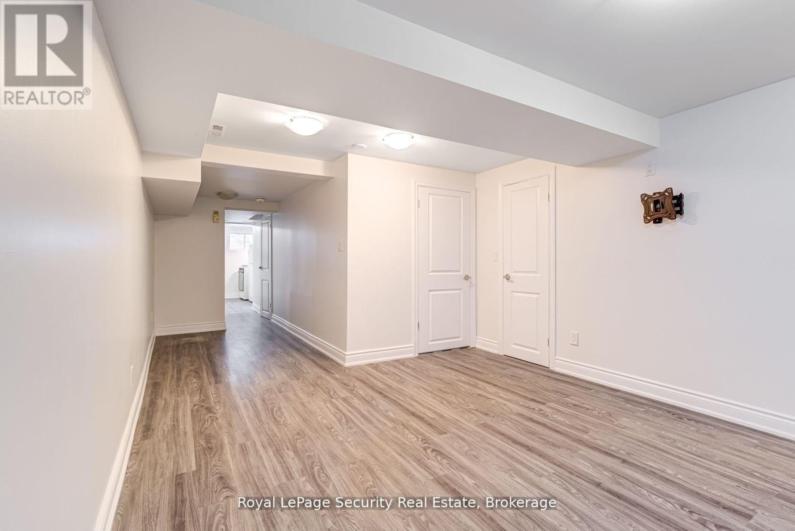 Lower - 706 Gladstone Avenue, Toronto, Ontario  M6H 3J4 - Photo 15 - W12729712
