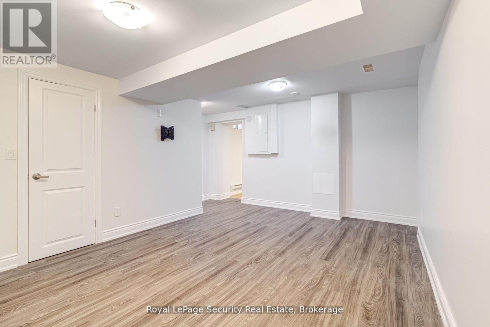 Lower - 706 Gladstone Avenue, Toronto, Ontario  M6H 3J4 - Photo 16 - W12729712