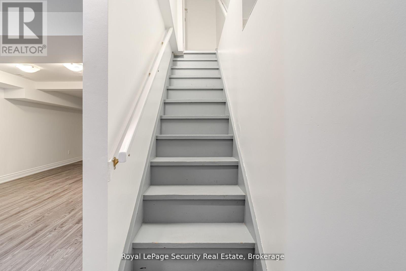 Lower - 706 Gladstone Avenue, Toronto, Ontario  M6H 3J4 - Photo 25 - W12729712