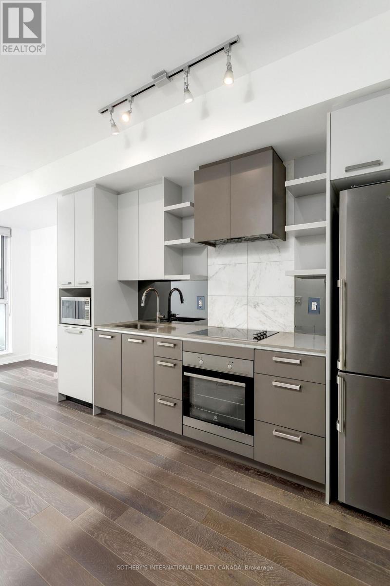 716 - 1830 Bloor Street W, Toronto, Ontario  M6P 0A2 - Photo 2 - W12729740