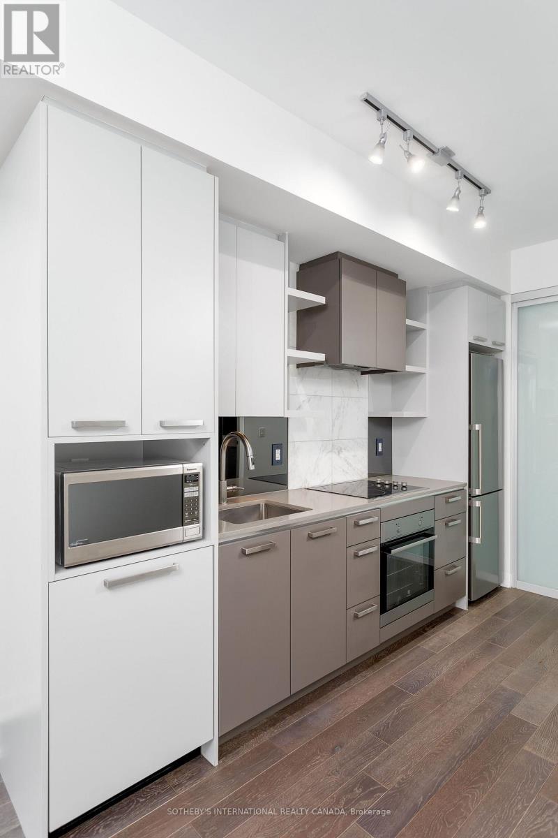 716 - 1830 Bloor Street W, Toronto, Ontario  M6P 0A2 - Photo 6 - W12729740