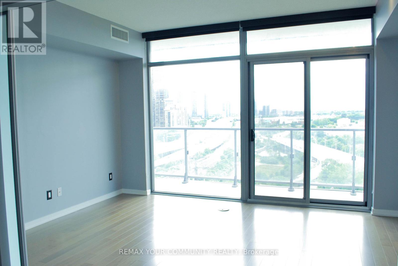 1406 - 105 The Queensway, Toronto, Ontario  M6S 5B5 - Photo 8 - W12729778