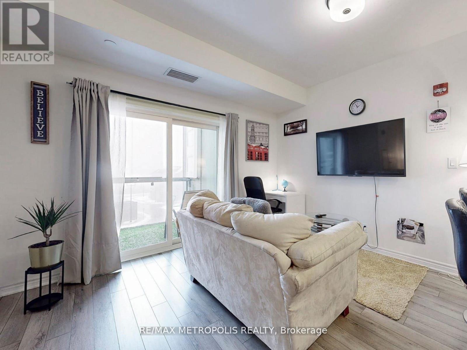 401 - 200 Lagerfeld Drive, Brampton, Ontario  L7A 0H8 - Photo 5 - W12729828