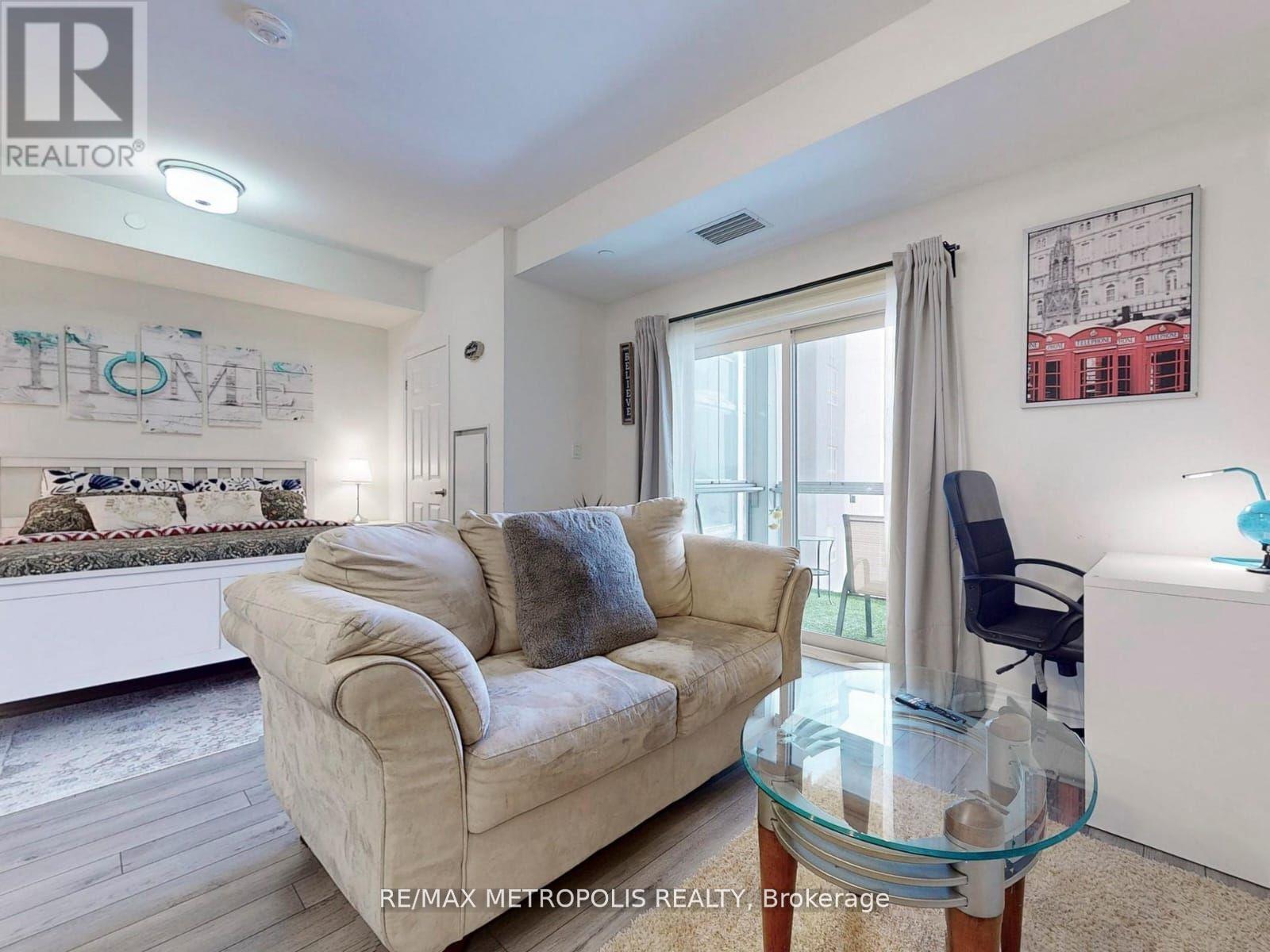 401 - 200 Lagerfeld Drive, Brampton, Ontario  L7A 0H8 - Photo 8 - W12729828