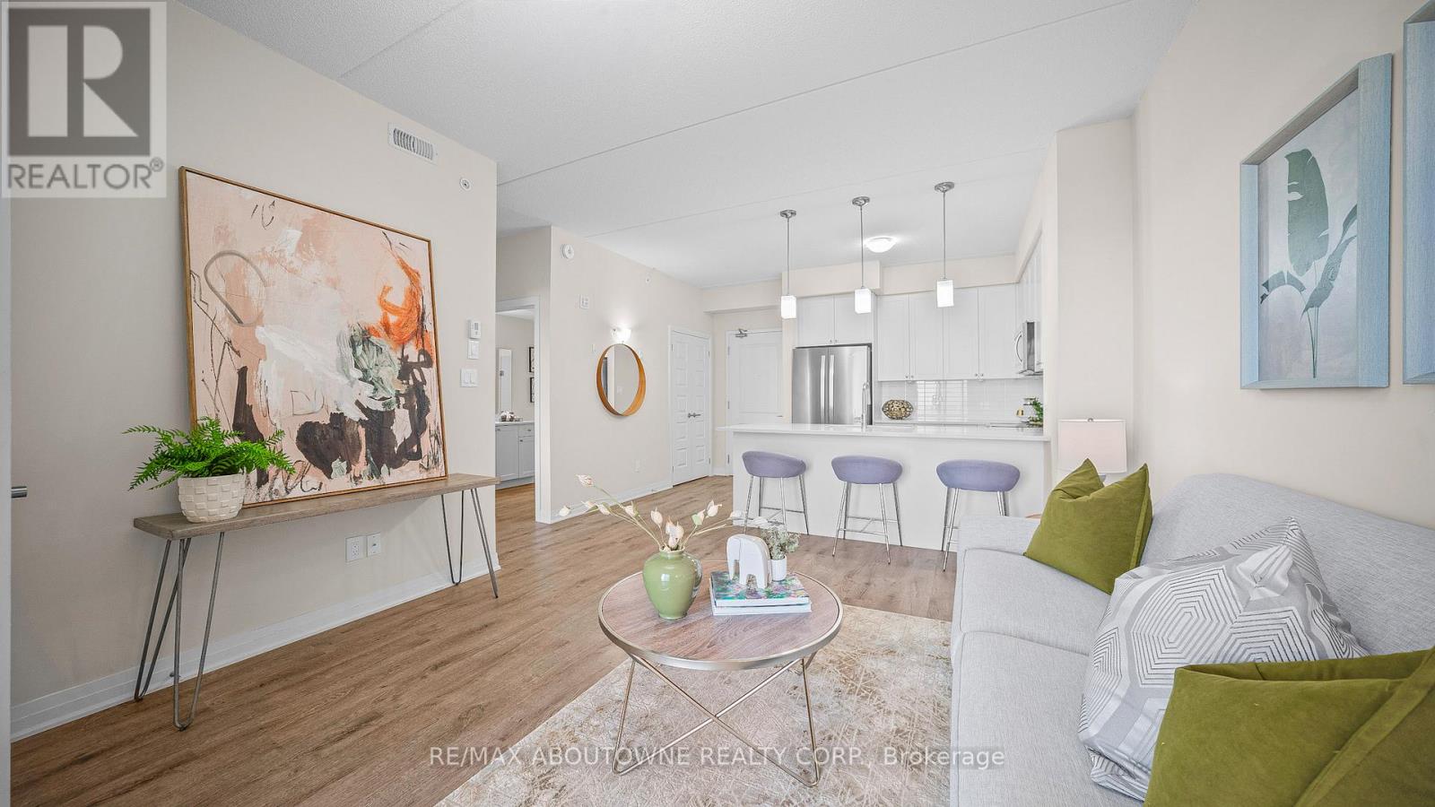 304 - 610 Farmstead Drive, Milton, Ontario  L7T 7W2 - Photo 10 - W12729882