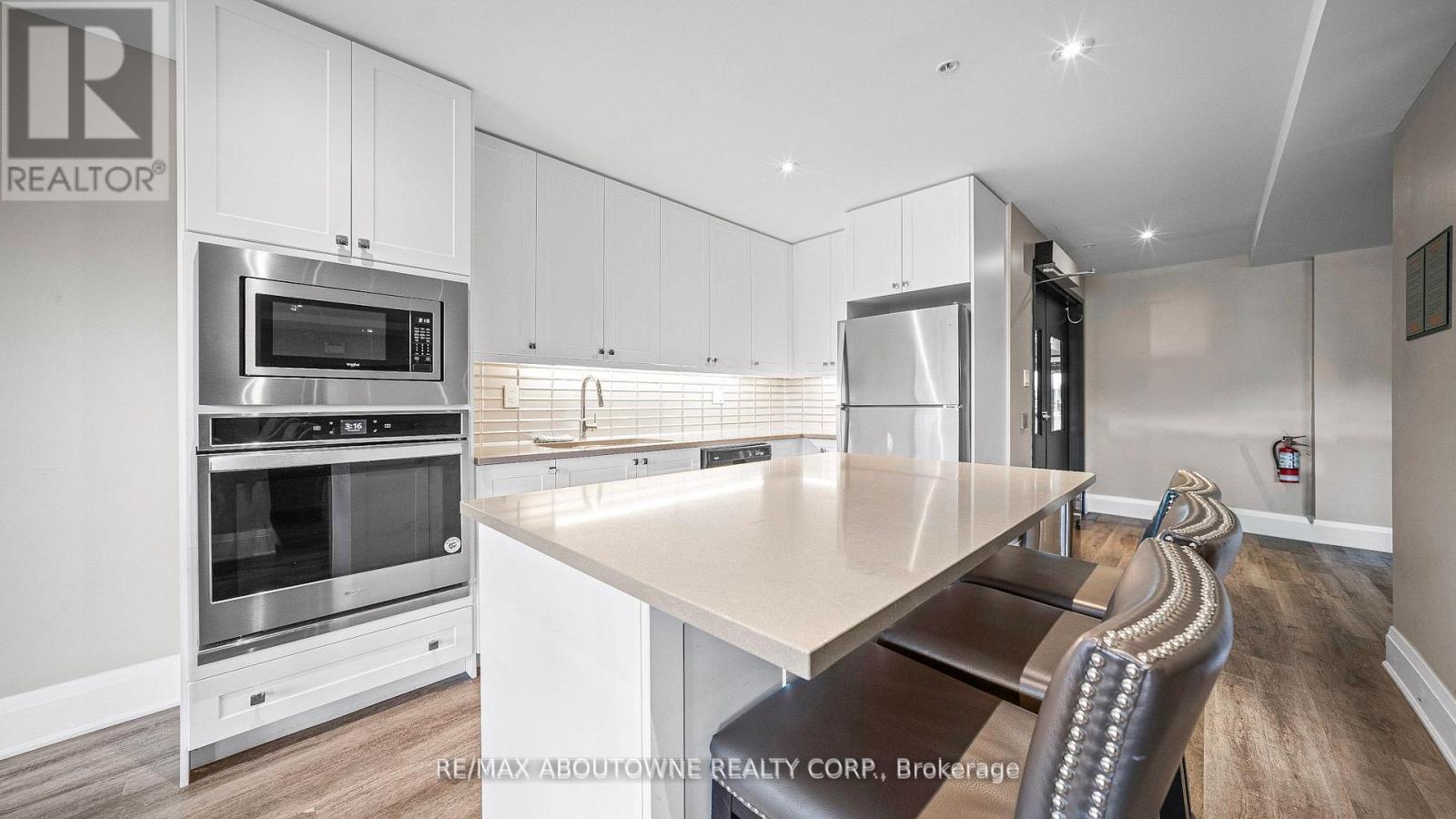 304 - 610 Farmstead Drive, Milton, Ontario  L9T 7W2 - Photo 20 - W12729892