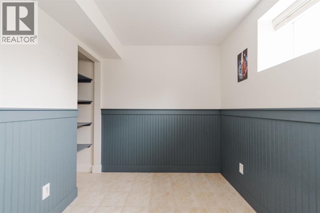 168 Burton Place, Fort Mcmurray, Alberta  T9K 1V4 - Photo 34 - A2267264